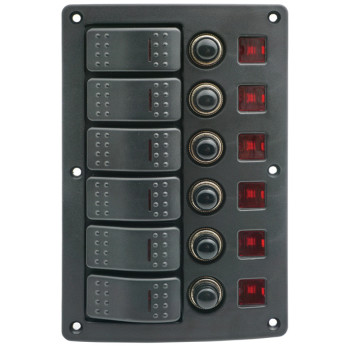 1852 Elpanel med 6 kontakter och automatiksäkringar