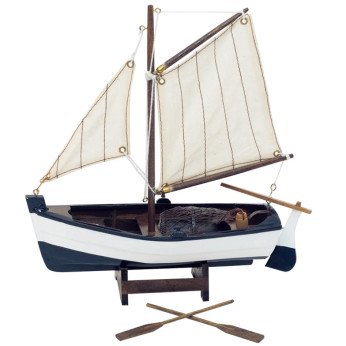 Modell Skuta med segel och åror 22x22 cm